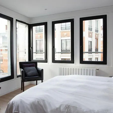 Apartment La Maison Sur Le Toit, Hypercentre, Terrasse, Soleil