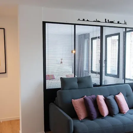 La Maison Sur Le Toit, Hypercentre, Terrasse, Soleil Apartment *