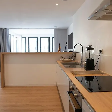La Maison Sur Le Toit, Hypercentre, Terrasse, Soleil شقة ليل